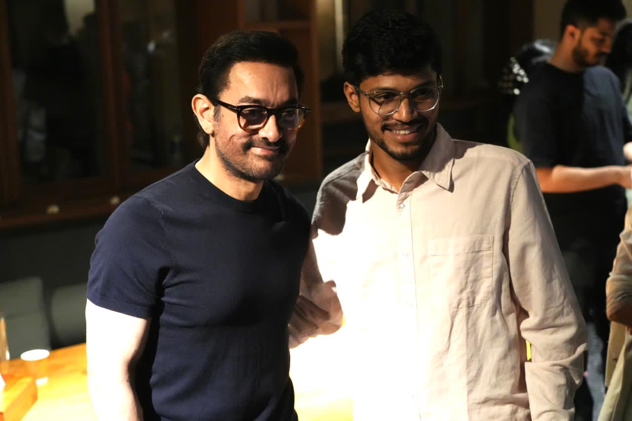 केडीएसपी कृषी महाविद्यालयाचा विद्यार्थी आयुष सगळे याला पाणी फाउंडेशन बैठकीसाठी निमंत्रण